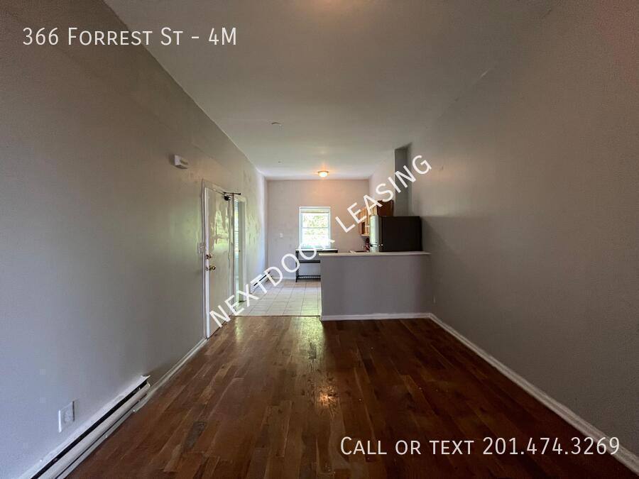 Apartment for rent at 366 Forrest St #4M, Jersey City, NJ 07304