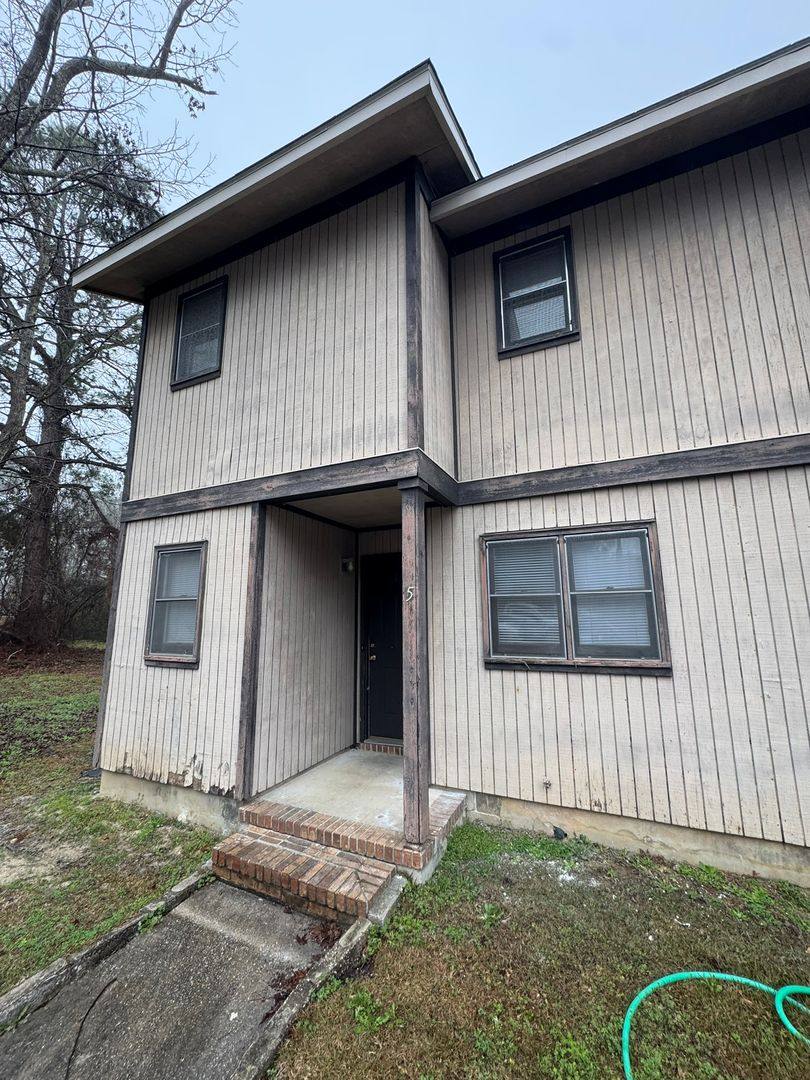 Townhouse for rent at 5 Westbrooke, Statesboro, GA 30458