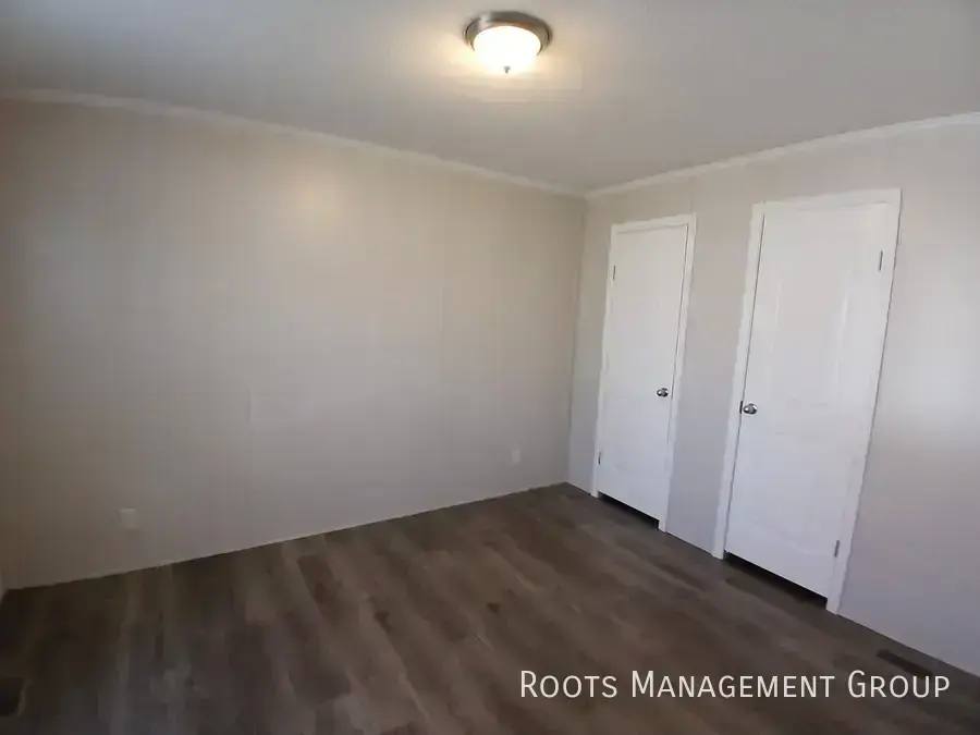 Apartment for rent at 614 Carriage Lane Estate, Streator, IL 61364