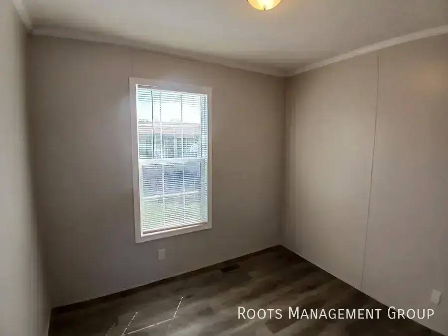 Apartment for rent at 614 Carriage Lane Estate, Streator, IL 61364