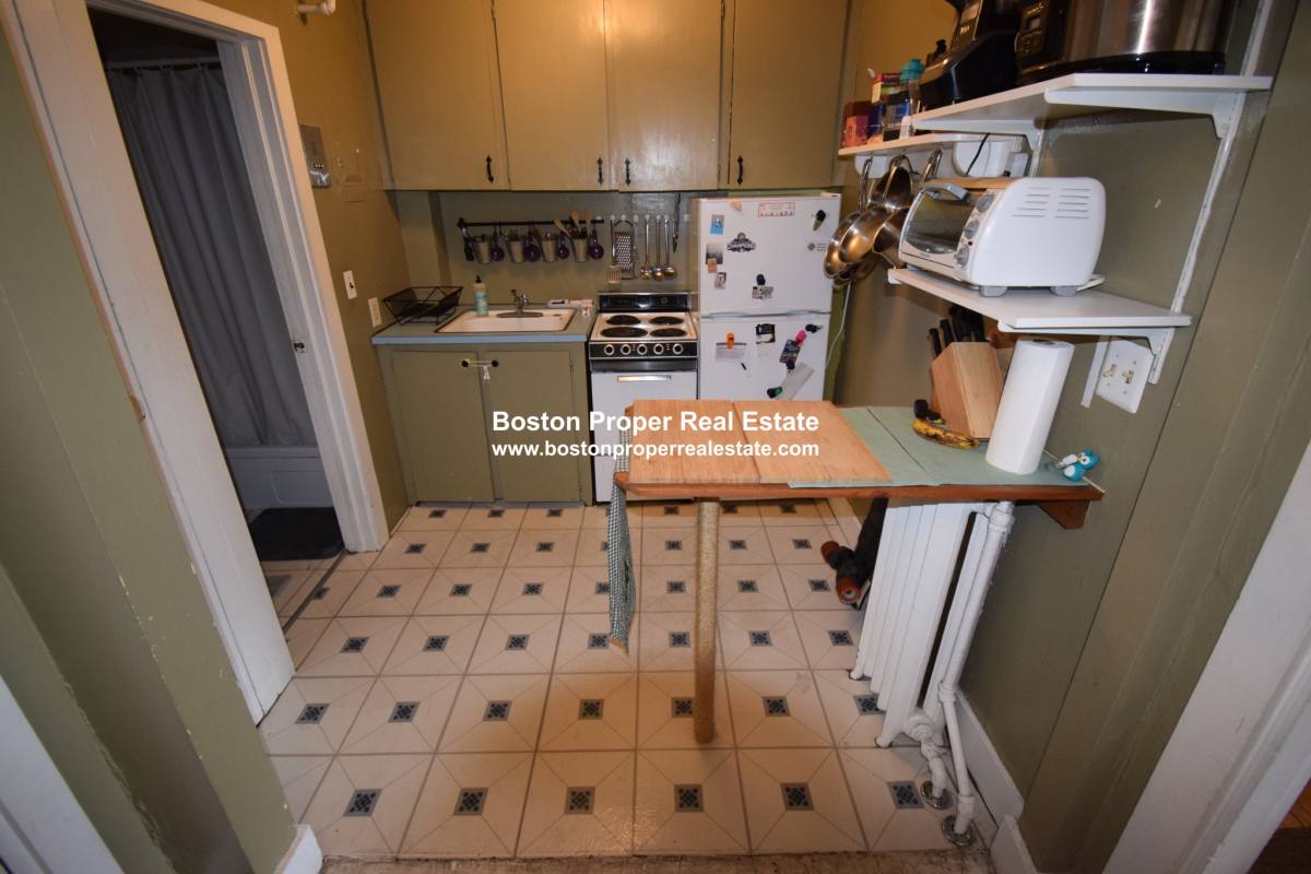 Apartment for rent at 503 Beacon St #8, Boston, MA 02215
