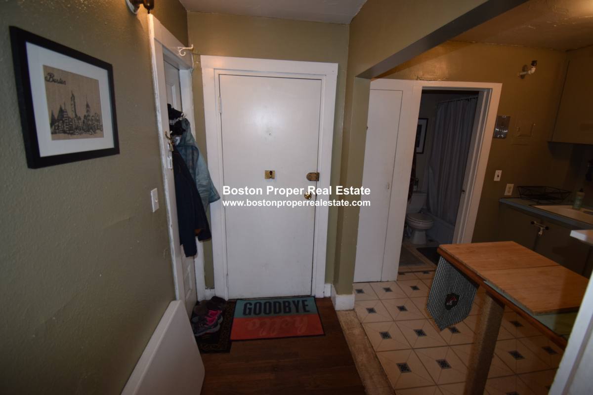 Apartment for rent at 503 Beacon St #8, Boston, MA 02215