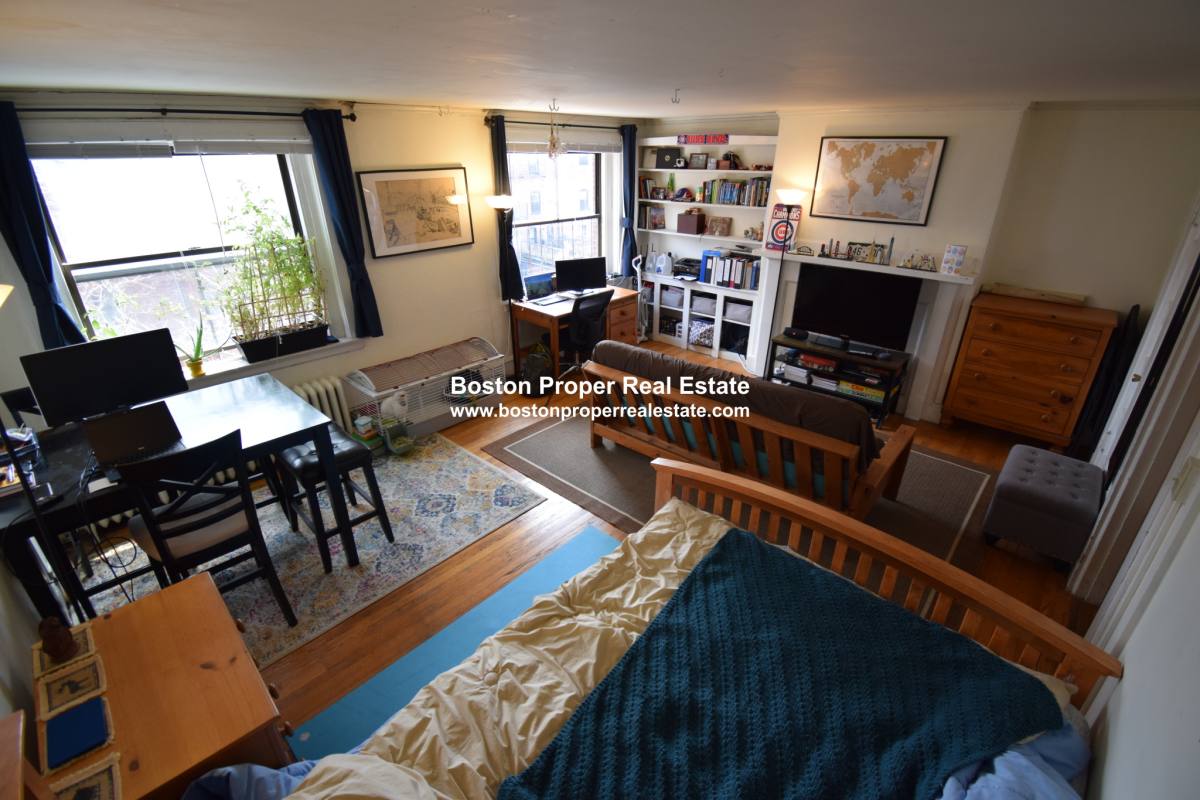 Apartment for rent at 503 Beacon St #8, Boston, MA 02215