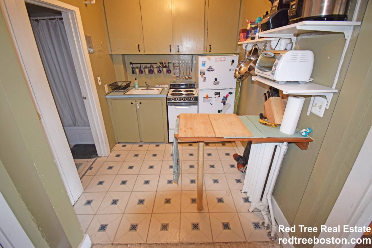 Apartment for rent at 503 Beacon St #8, Boston, MA 02115