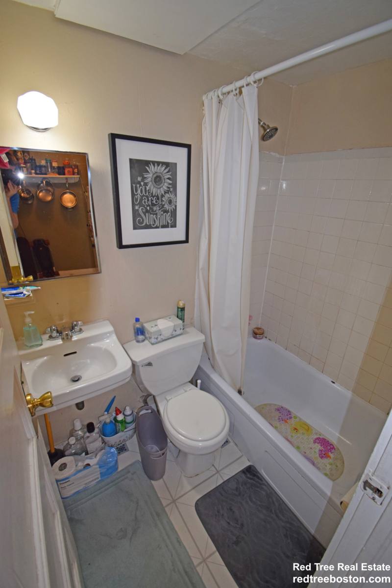 Apartment for rent at 503 Beacon St #8, Boston, MA 02115