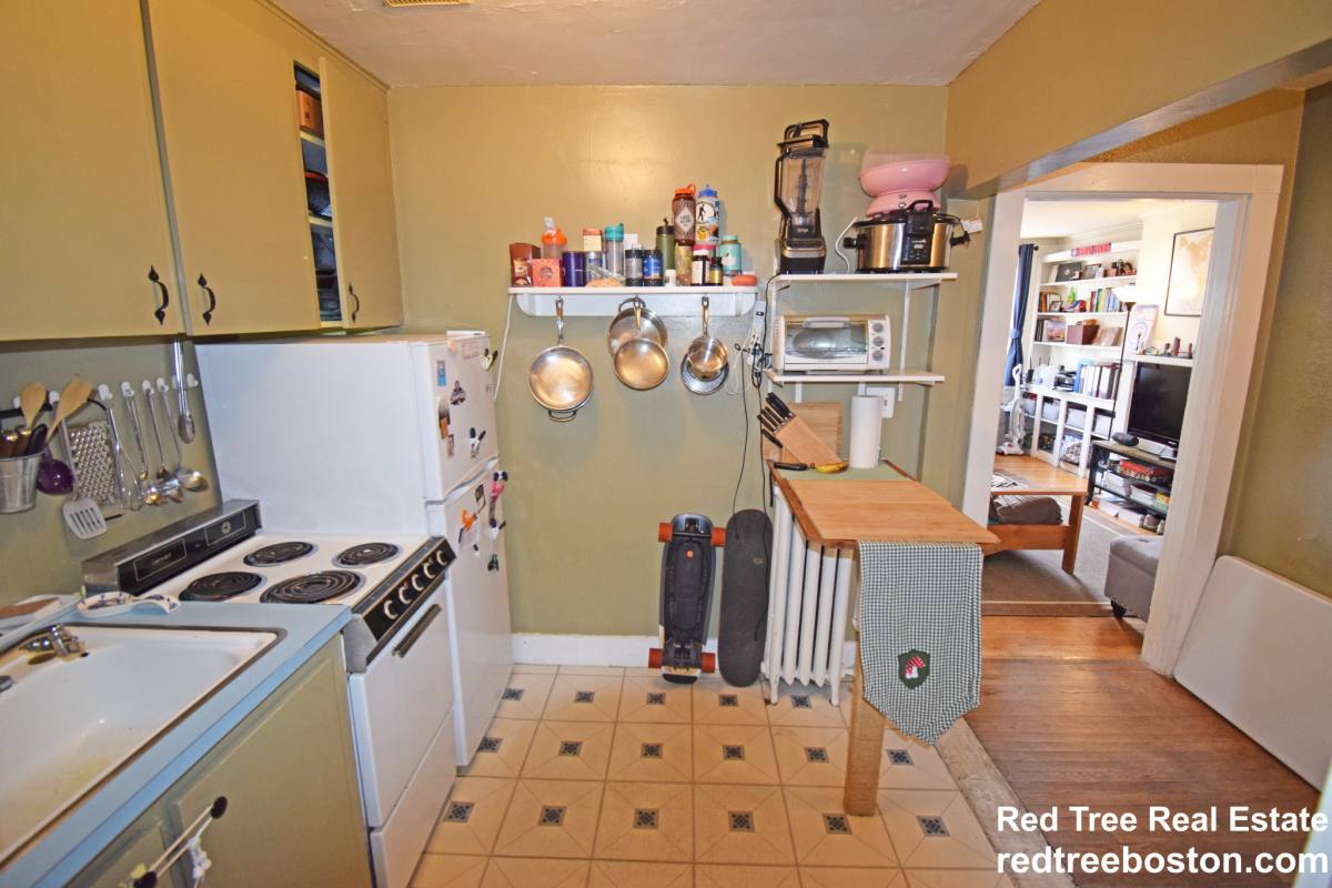 Apartment for rent at 503 Beacon St #8, Boston, MA 02115