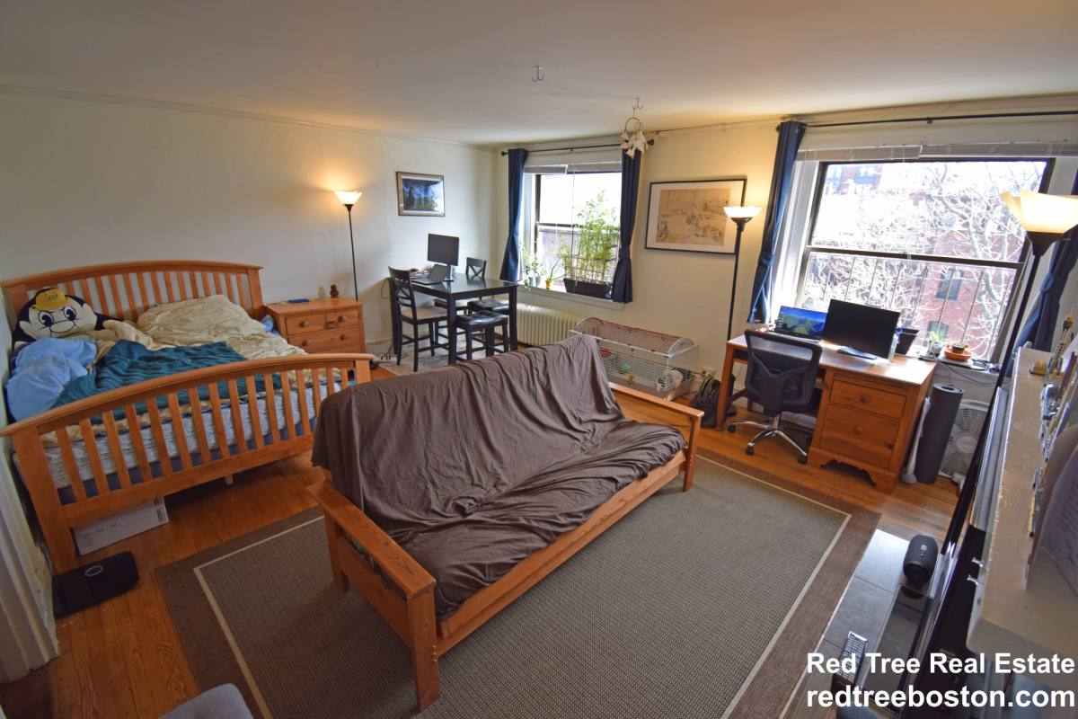 Apartment for rent at 503 Beacon St #8, Boston, MA 02115