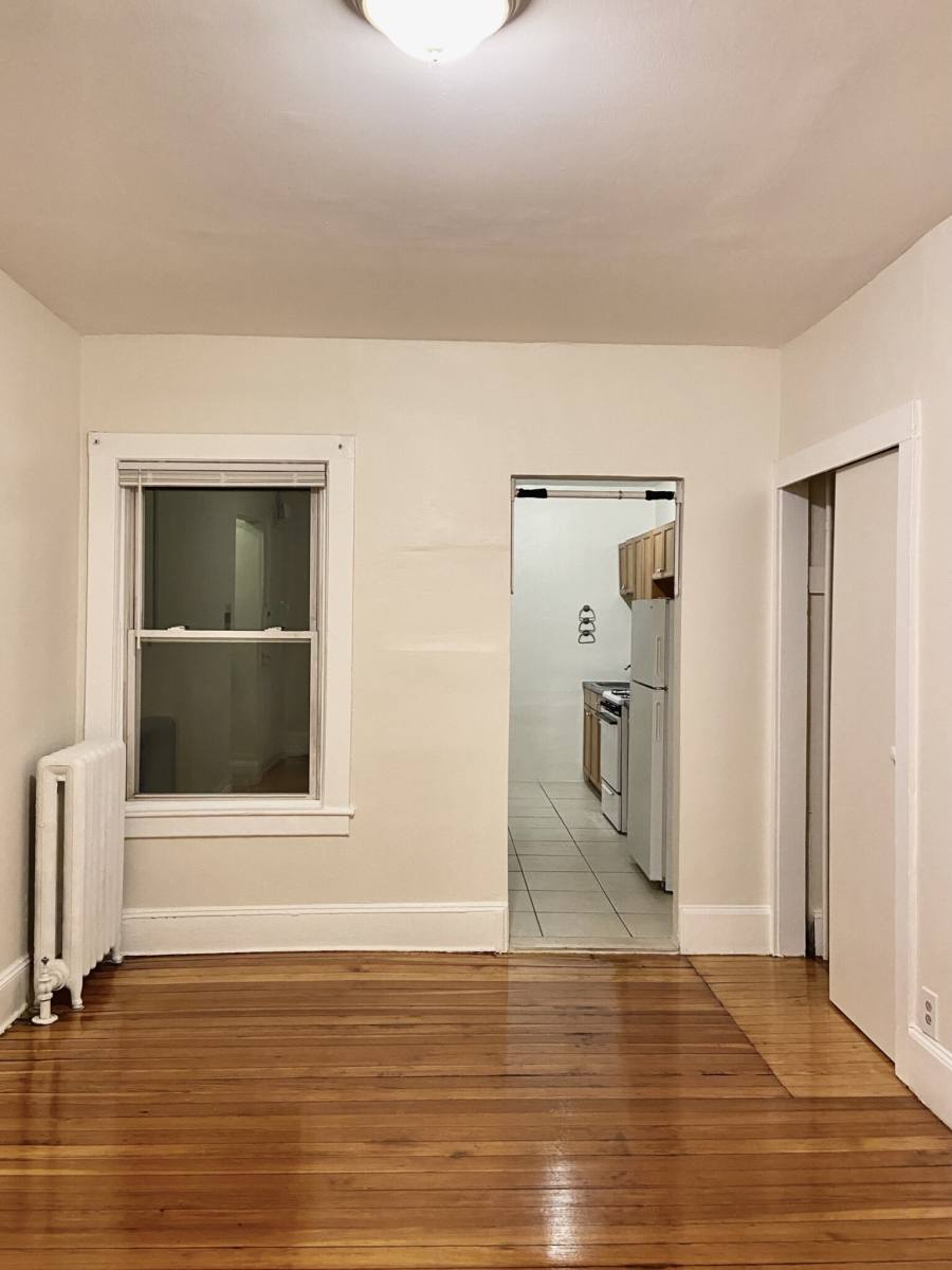 Apartment for rent at 132 Oxford St #1A, Cambridge, MA 02140