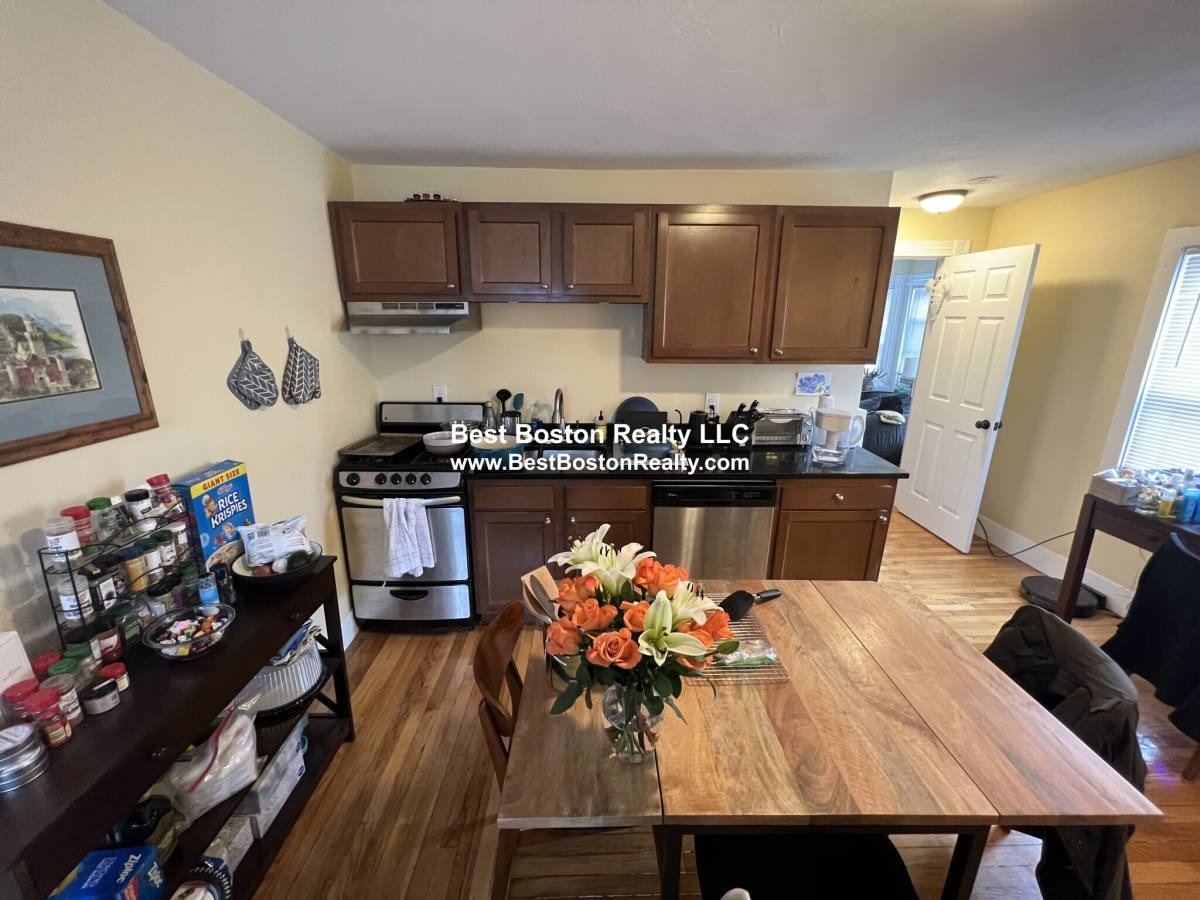 House for rent at 5-7 Blake St #4, Cambridge, MA 02140