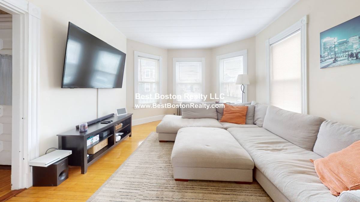 Apartment for rent at 26 Marathon St #1, Arlington, MA 02474
