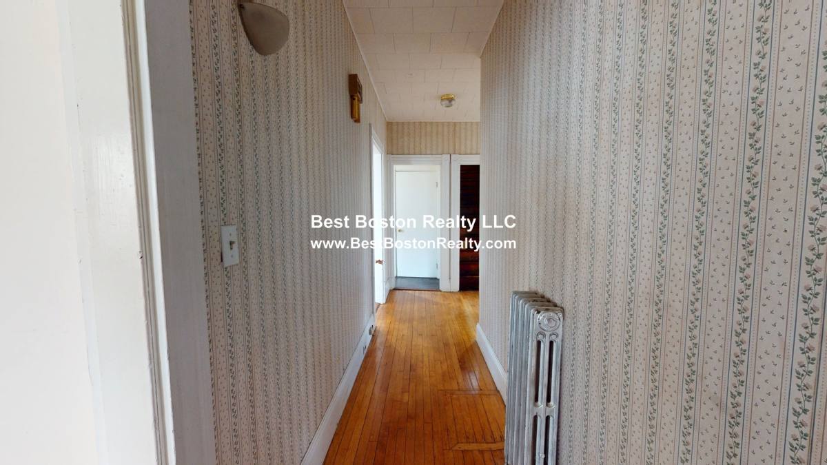 Apartment for rent at 26 Marathon St #1, Arlington, MA 02474