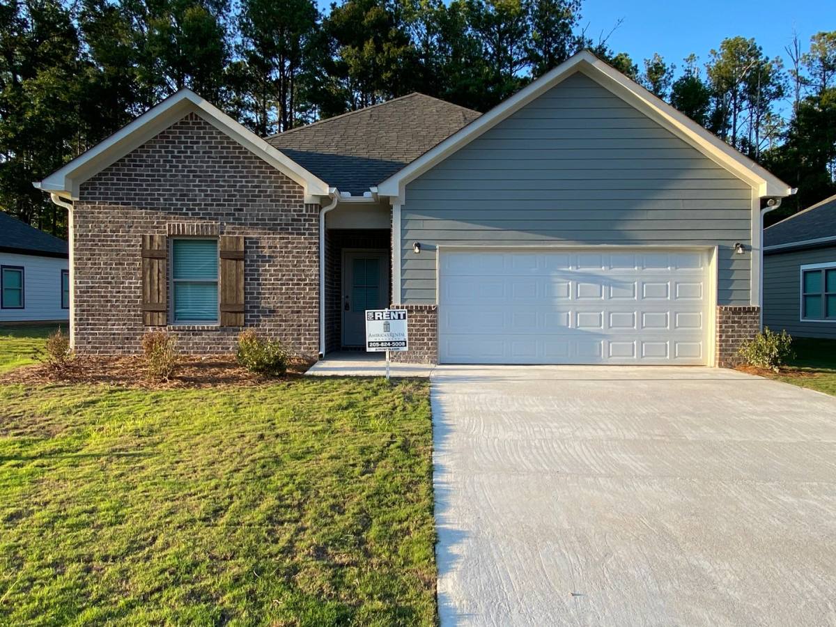 House for rent at 225 Avalon Way, Clanton, AL 35045