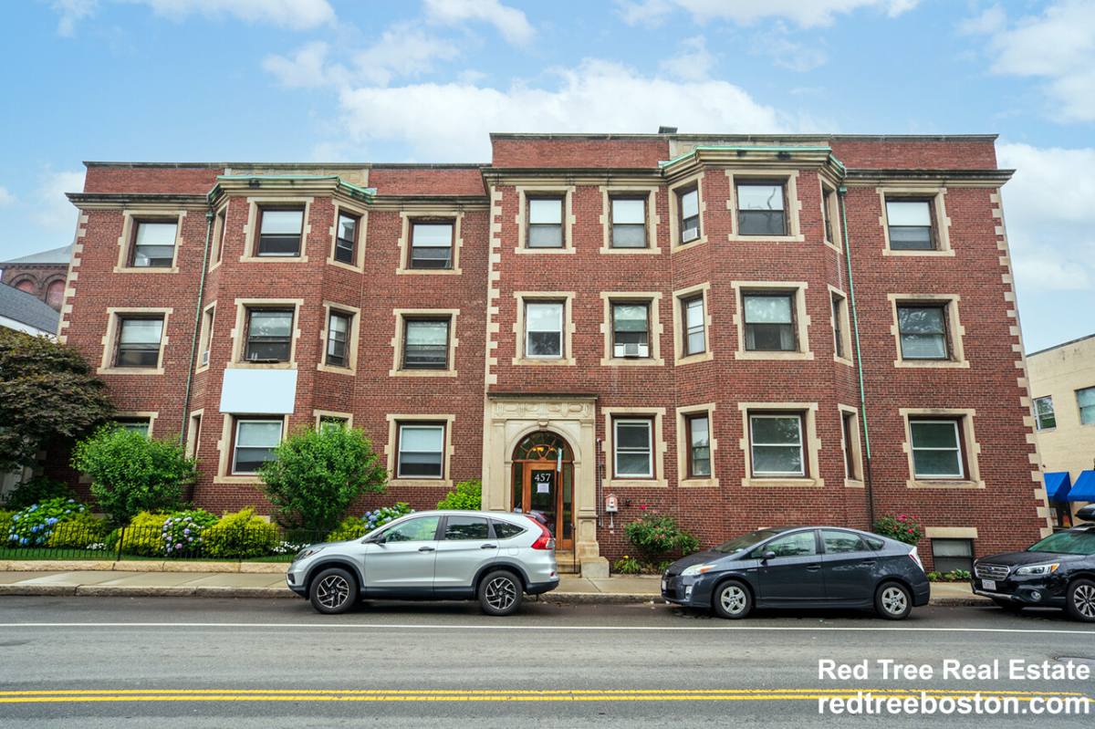 Apartment for rent at 457 Centre St #302, Newton, MA 02458