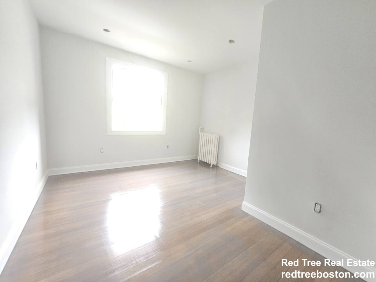 Apartment for rent at 457 Centre St #302, Newton, MA 02458