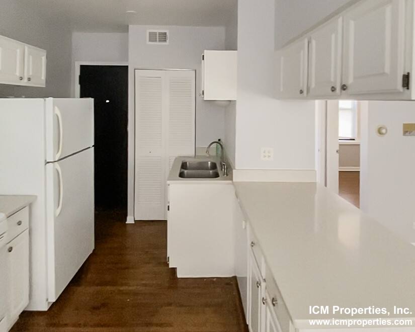 Apartment for rent at 3708 N Sheffield Ave #402, Chicago, IL 60613