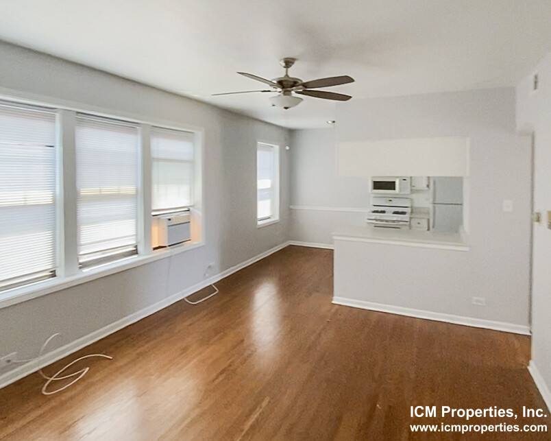 Apartment for rent at 3708 N Sheffield Ave #402, Chicago, IL 60613