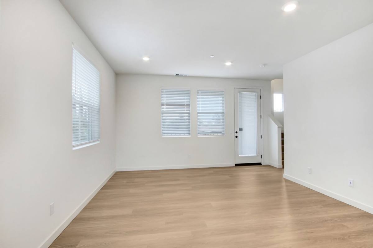 Townhouse for rent at 221 N Mountain Ave, Ontario, CA 91762