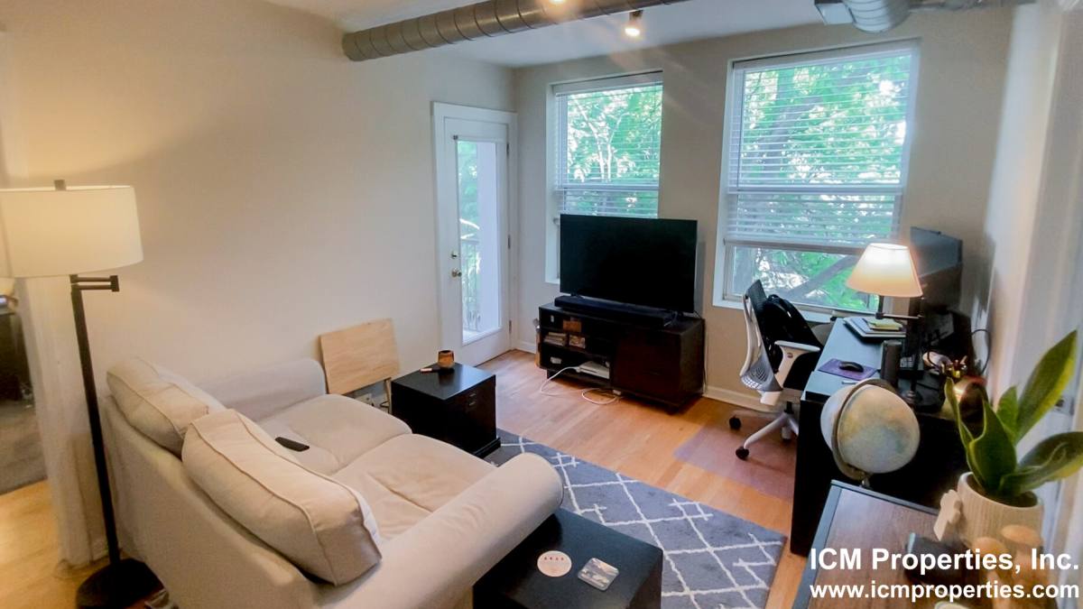 Apartment for rent at 2520 W Leland #C3, Chicago, IL 60625