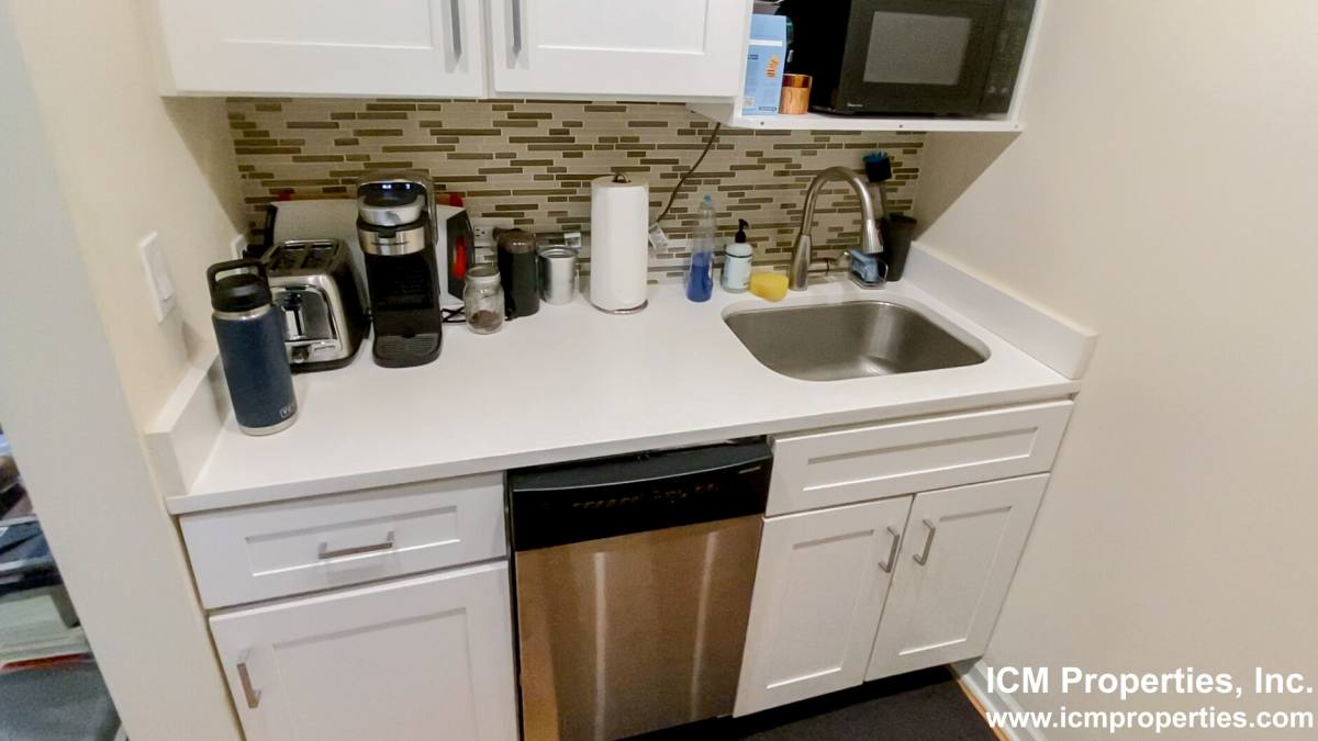 Apartment for rent at 2520 W Leland #C3, Chicago, IL 60625