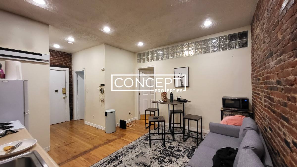 Apartment for rent at 40 Anderson St #1, Boston, MA 02114
