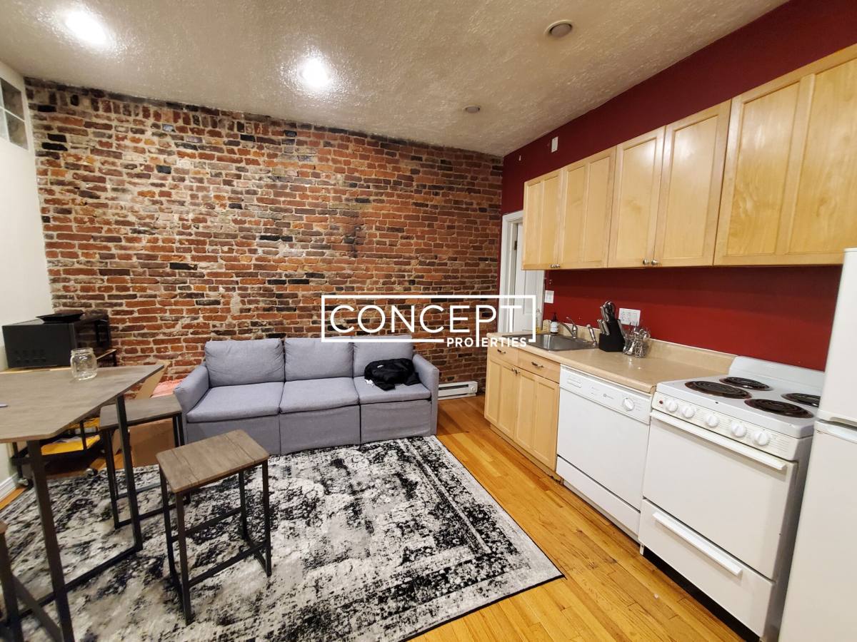 Apartment for rent at 40 Anderson St #1, Boston, MA 02114