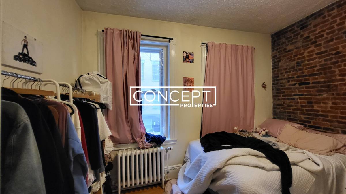 Apartment for rent at 40 Anderson St #1, Boston, MA 02114