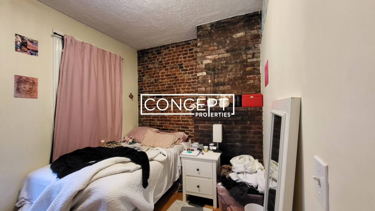 Apartment for rent at 40 Anderson St #1, Boston, MA 02114