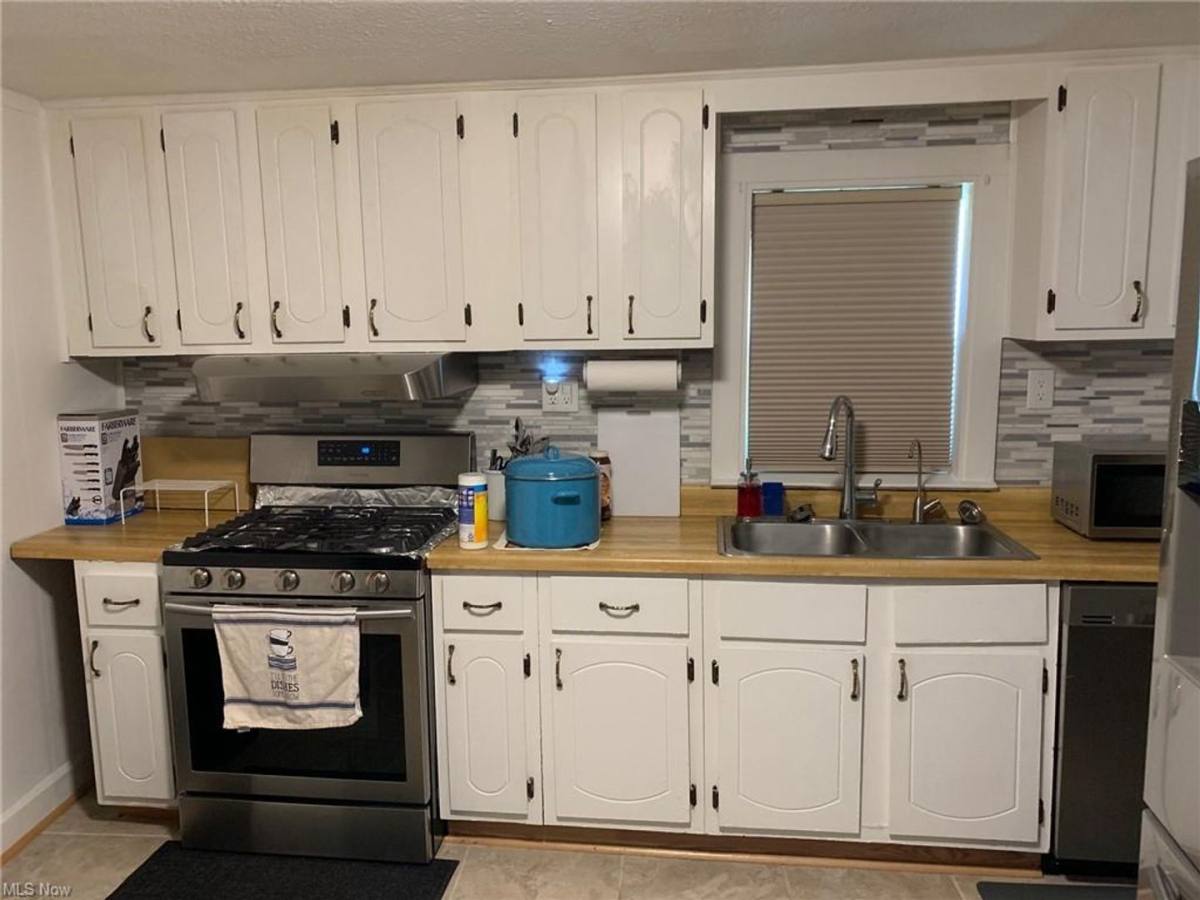 House for rent at 2512 Nash St, Parkersburg, WV 26101