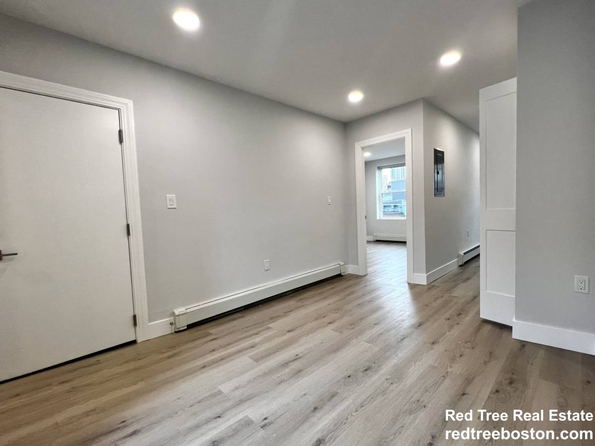 Apartment for rent at 44 Joy St #9, Boston, MA 02114