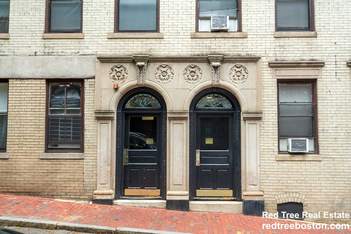 Apartment for rent at 44 Joy St #9, Boston, MA 02114