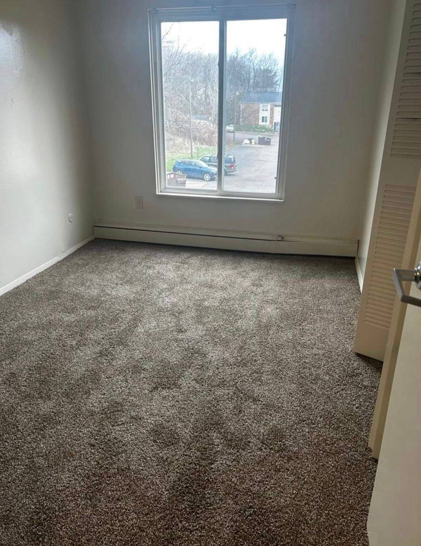Apartment for rent at 1906, 6th St NE, Canton, OH 44704