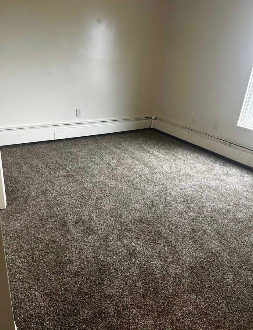 Apartment for rent at 1906, 6th St NE, Canton, OH 44704