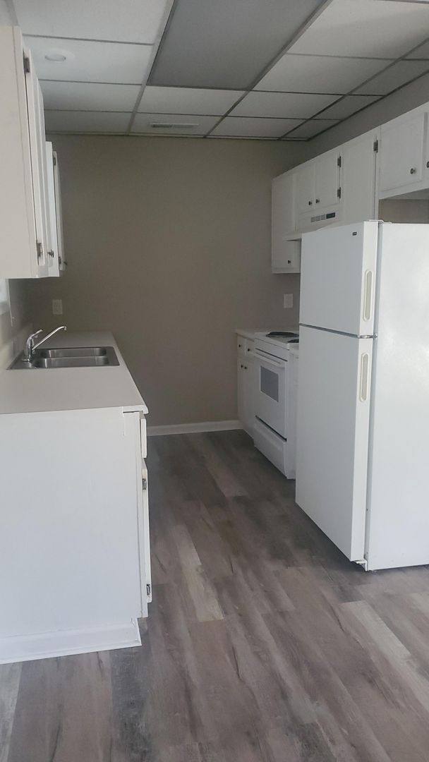 Apartment for rent at 121 Lannes W Dr, Killen, AL 35645