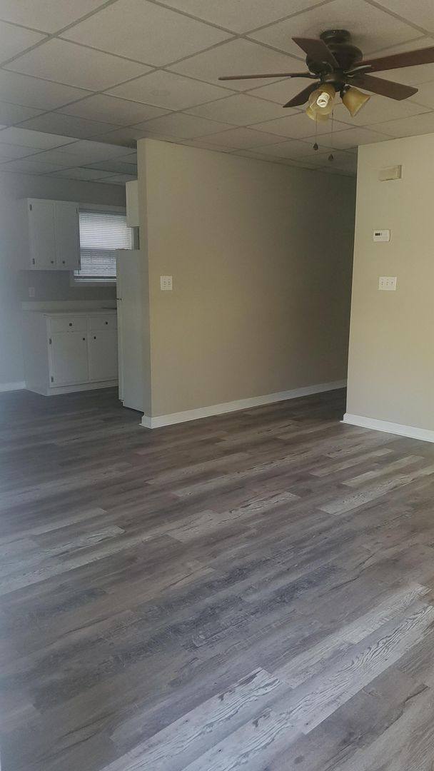 Apartment for rent at 121 Lannes W Dr, Killen, AL 35645