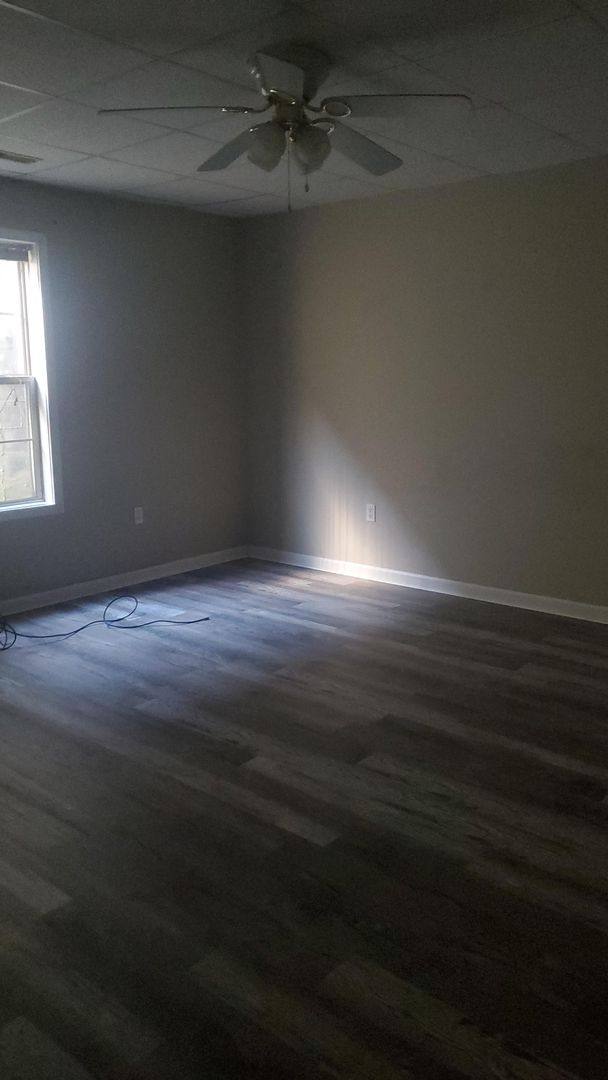 Apartment for rent at 121 Lannes W Dr, Killen, AL 35645