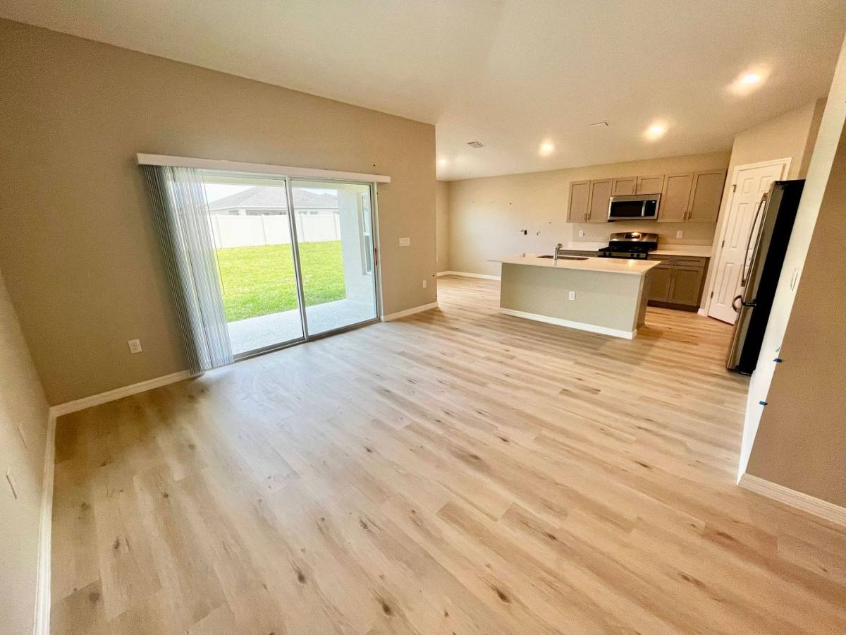 House for rent at 14664 Gallop Run Dr, Lithia, FL 33547