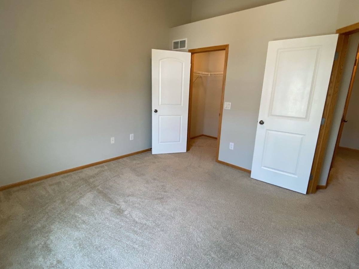 Townhouse for rent at 3035 SW Sharmin Lane, Ankeny, IA 50023