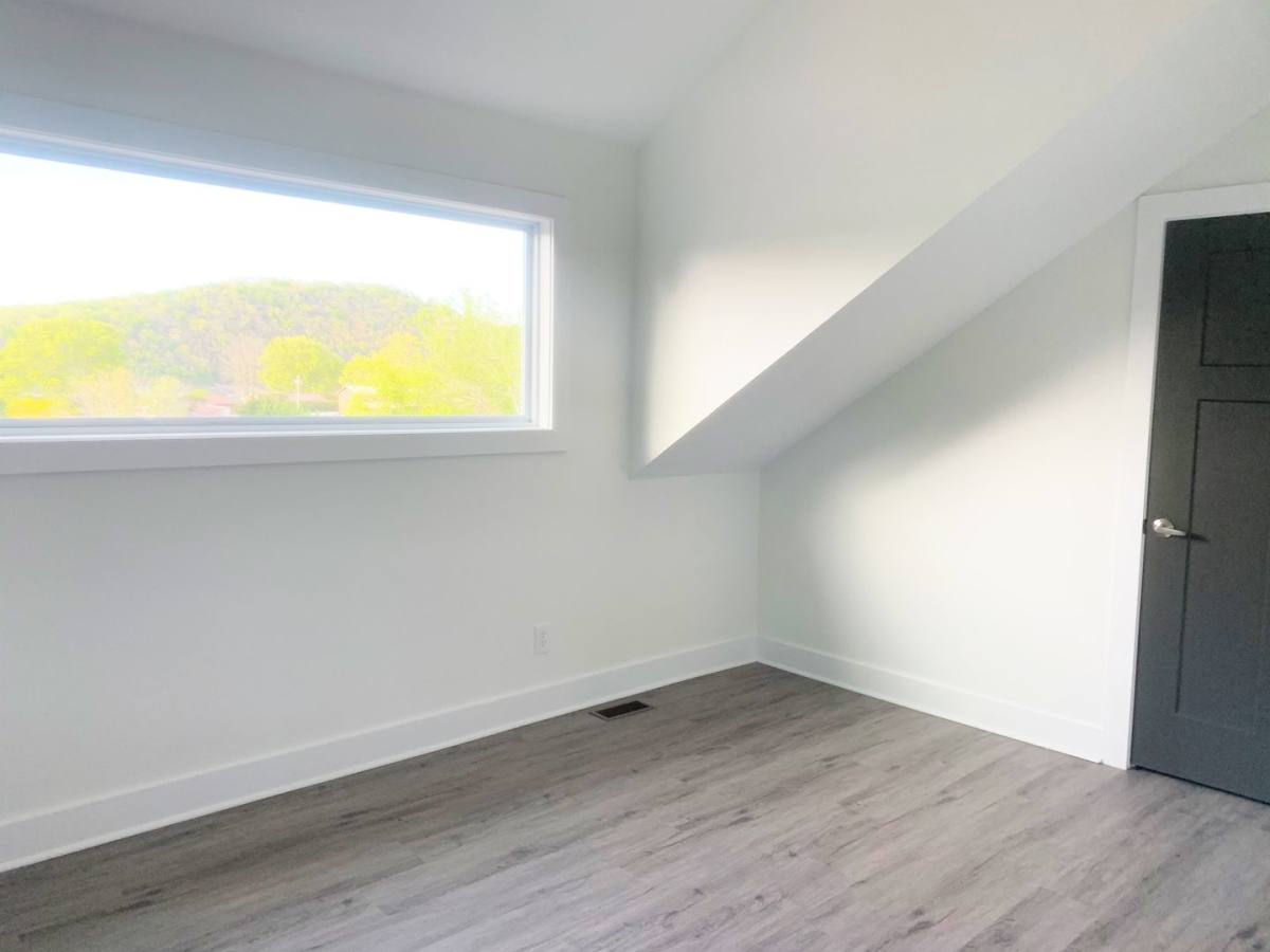 Apartment for rent at 652 Oak Grove Rd #15, Johnson City, TN 37615