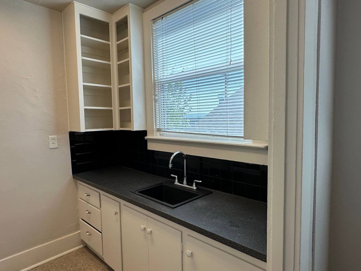 Apartment for rent at 4937 S Corbett Ave, Portland, OR 97239