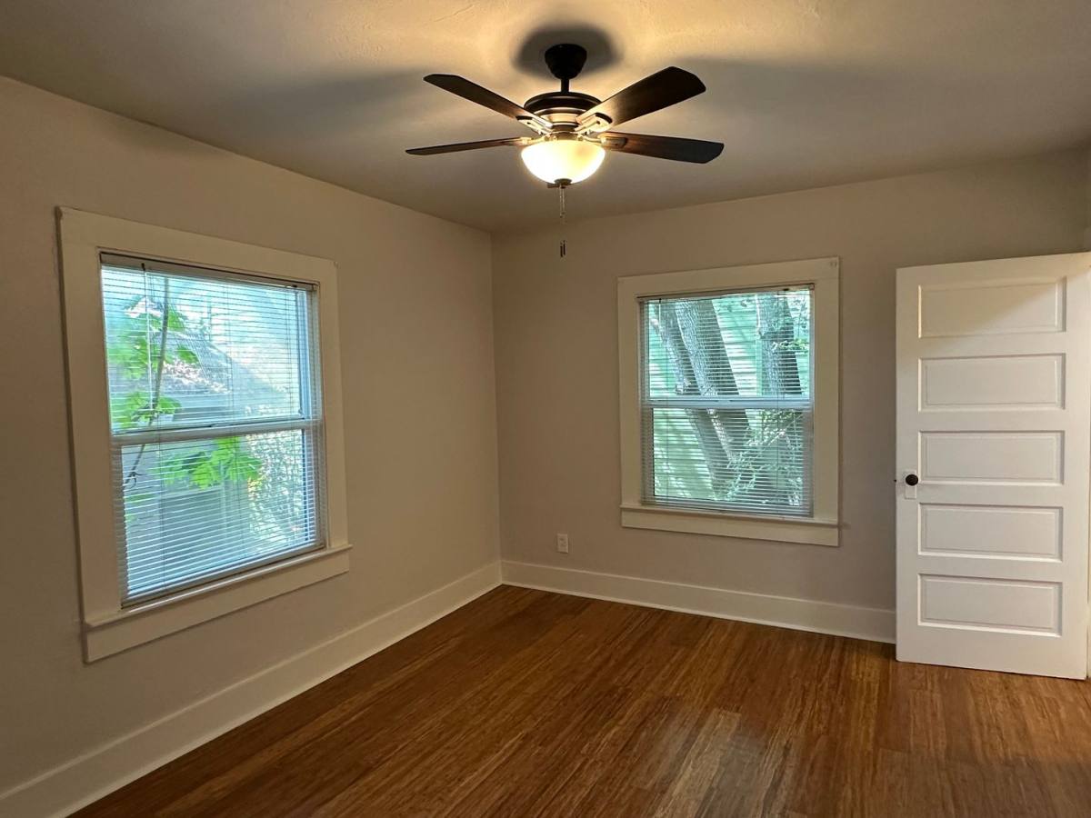 Apartment for rent at 4937 S Corbett Ave, Portland, OR 97239