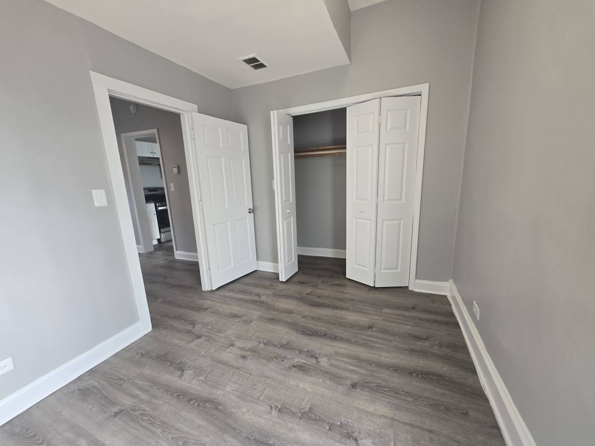 Apartment for rent at 1355 E 76th #2, Chicago, IL 60619