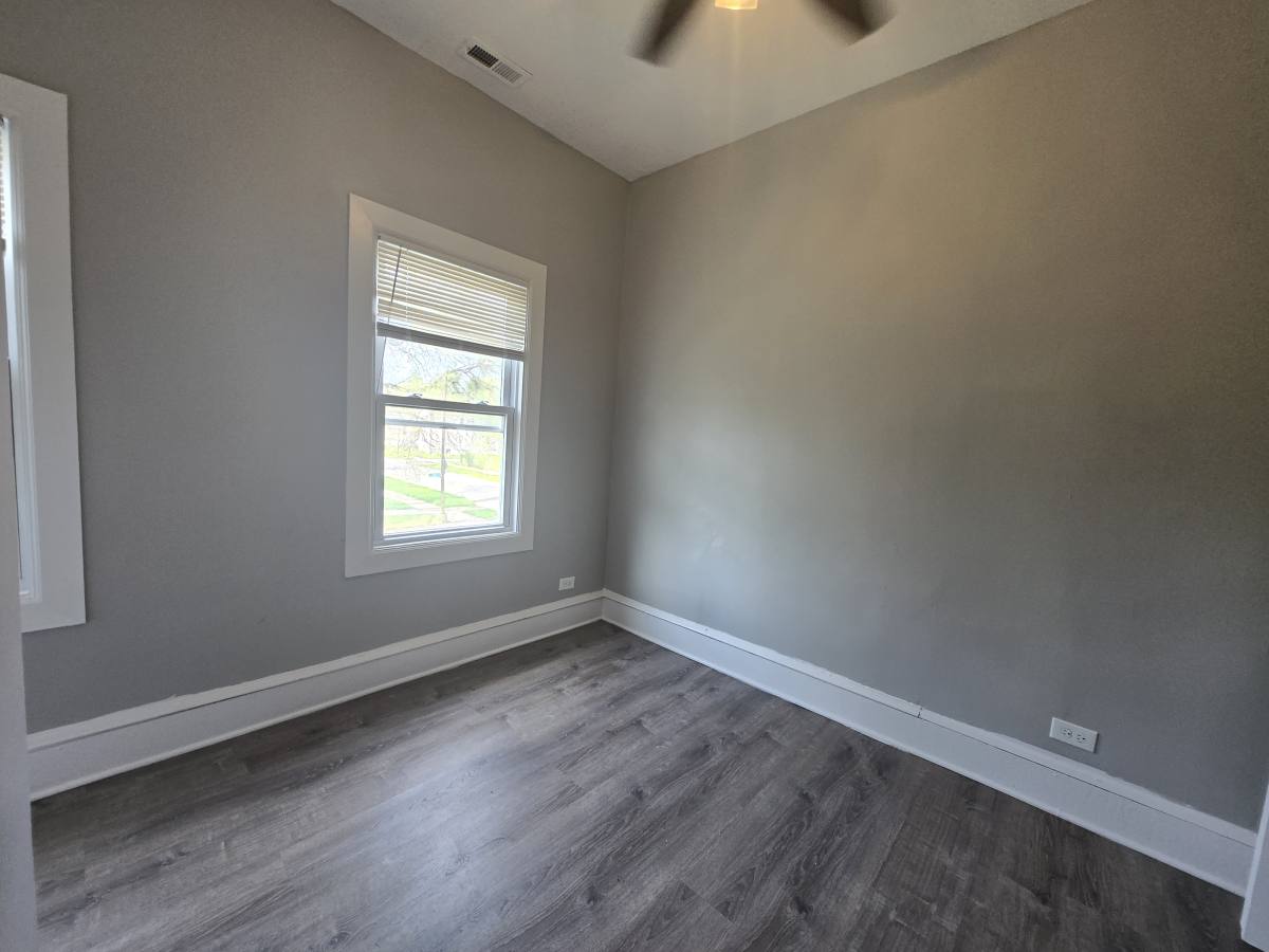 Apartment for rent at 1355 E 76th #2, Chicago, IL 60619