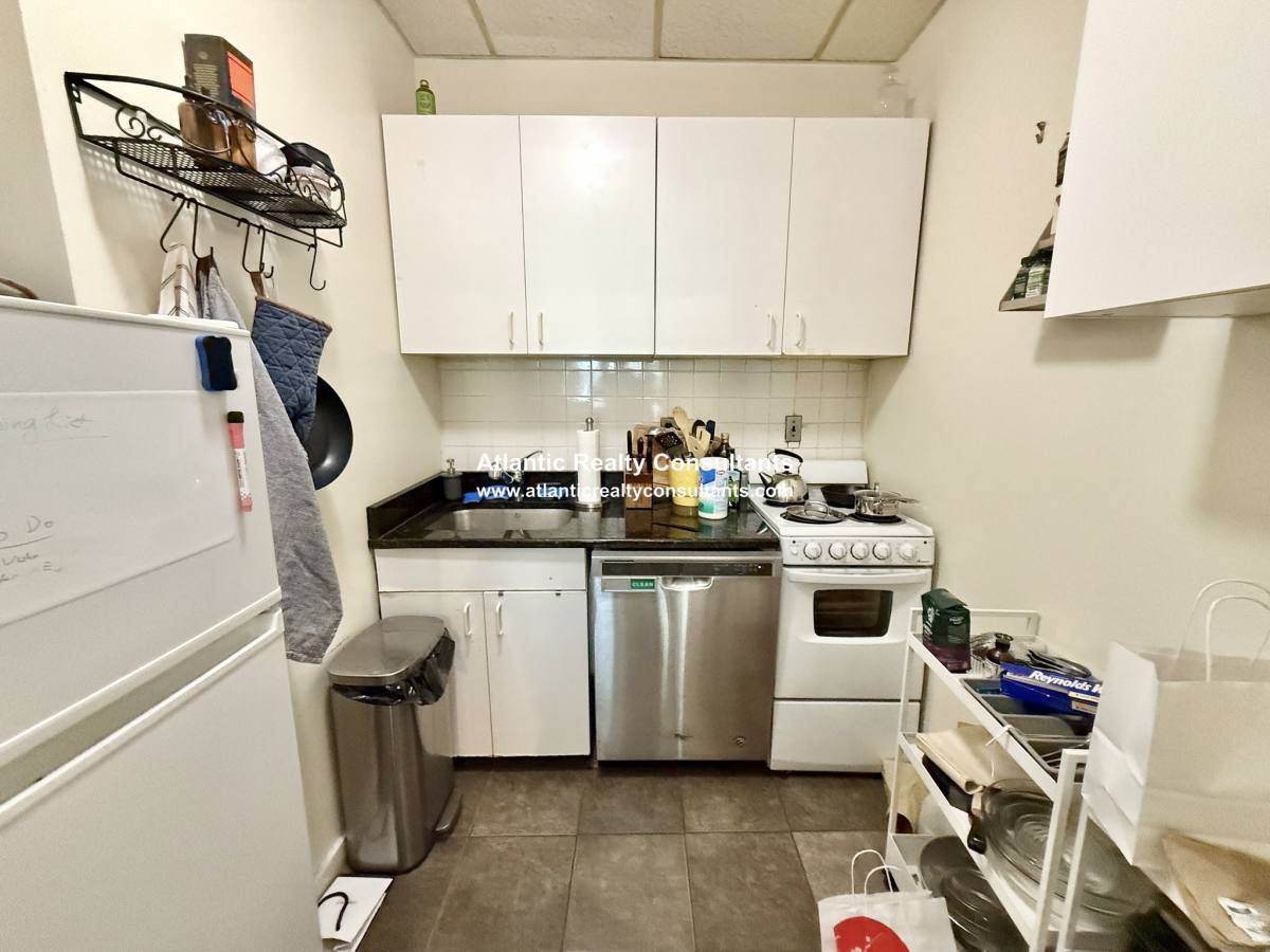 Apartment for rent at 178 Marlborough St #4, Boston, MA 02116