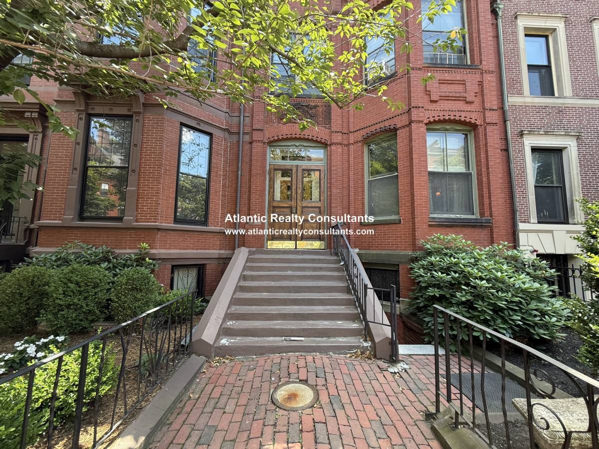 Apartment for rent at 178 Marlborough St #4, Boston, MA 02116