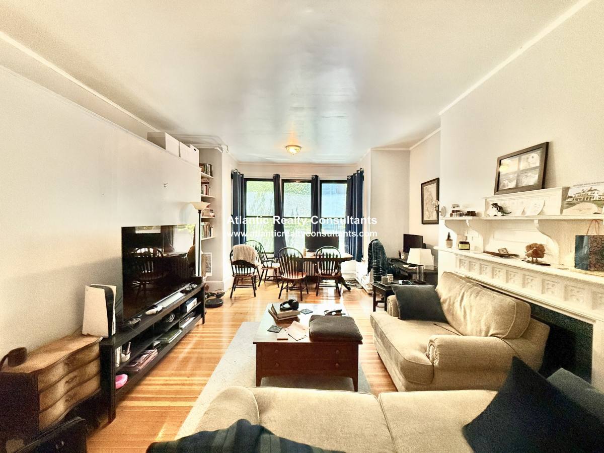 Apartment for rent at 178 Marlborough St #4, Boston, MA 02116