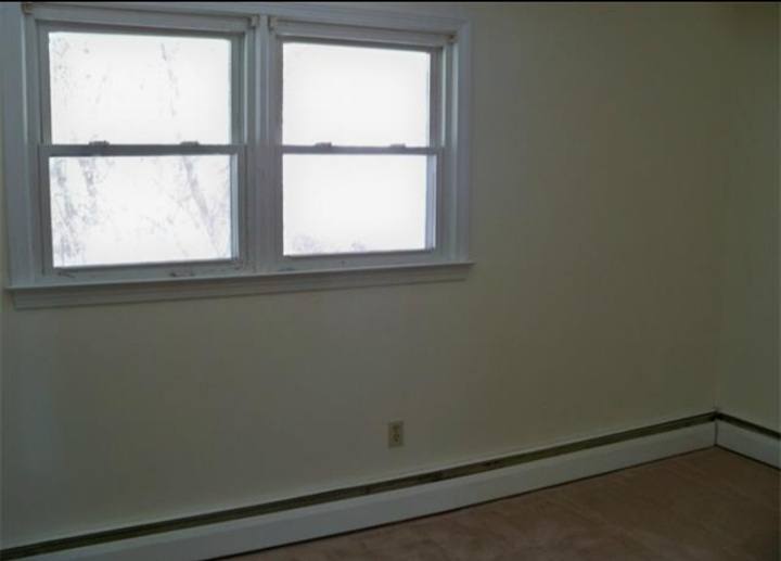 Apartment for rent at 12 Maple Ave, Wallingford, CT 06492