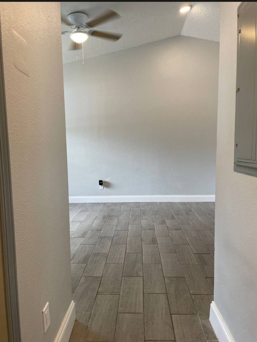 Apartment for rent at 5226 Orange Ave #A, Seffner, FL 33584