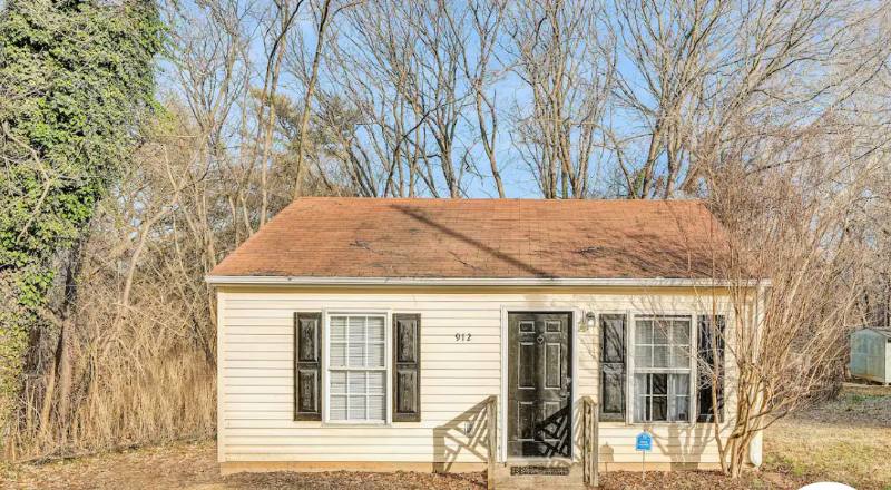 House for rent at 912 Kyle Ave, Roanoke, VA 24018