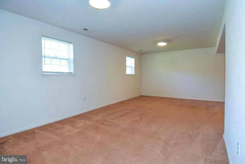 Apartment for rent at 6035 Naval Ave, Lanham, MD 20706