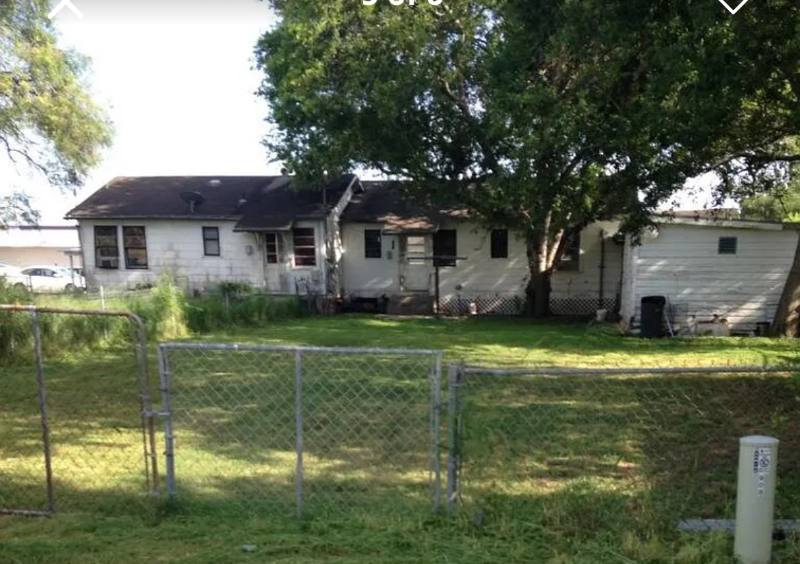 Apartment for rent at 908 E Doddridge, Kingsville, TX 78363